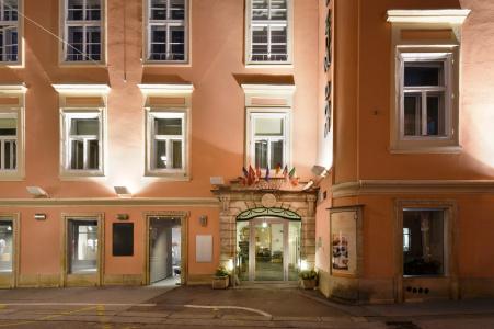 BoutiqueDom - Rooms & Suites - 35