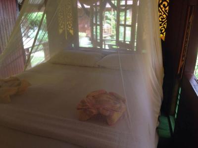 Hut Sun Bungalows - 2