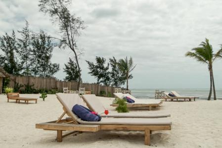 Zanbluu Beach - 34