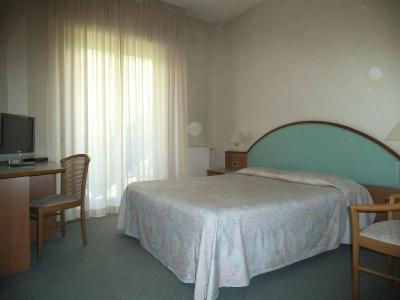 Ariston & Apartments - 2