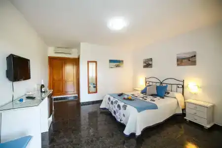 El Levante - 2