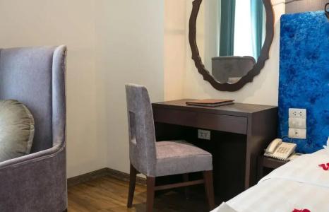 Serene Boutique & Spa - 60