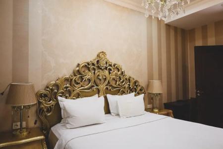 Royal Residence - 165