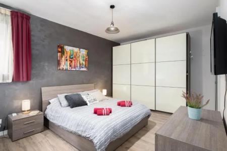 Luxury Circle Suites - 99