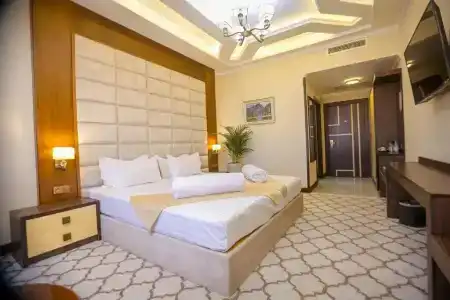 Royal Grand - 1
