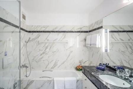 Villa Sassa, Residence & Spa - 220