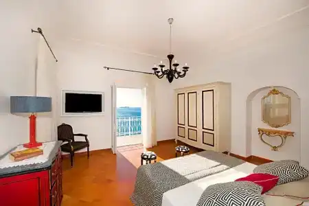 Eden Roc Suites - 230