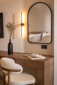 Elea Suites & Residences - 23