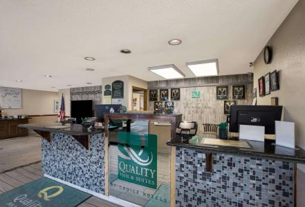 Quality Inn & Suites Airport - 1