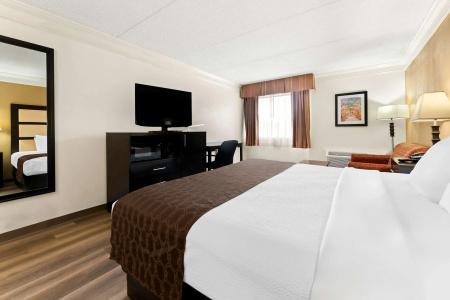 Best Western Riverside Inn - 49