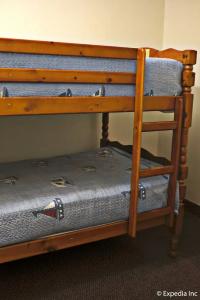 Anaheim Discovery Inn and Suites - 73