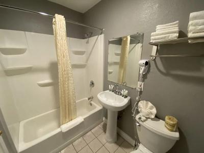Anaheim Executive Inn & Suites - 8