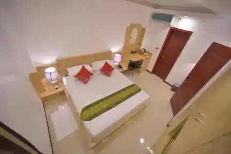 Hathaa Beach Maldives - 37