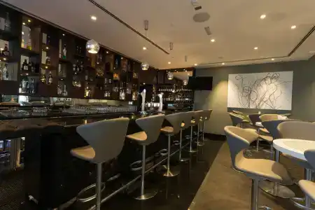 Premier Inn Abu Dhabi International Airport - 26