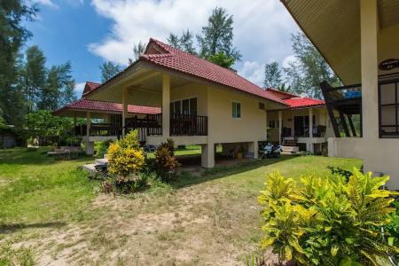 Pranee Beach Bungalows - 19