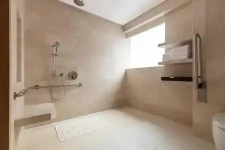 Courtyard by Marriott Sha Tin - 13