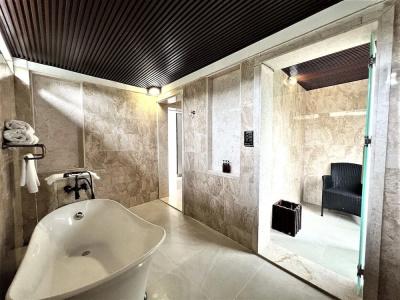 The Blossom Resort – Onsen & Foot Massage Inclusive - 443