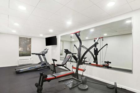Sans Boutique & Suites - 22