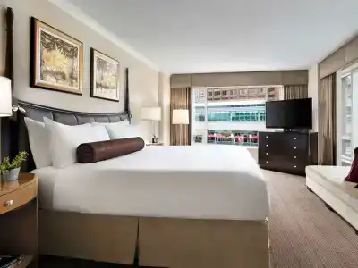 Fairmont Waterfront - 3