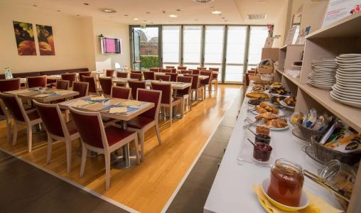 Best Western Palace Inn - 26