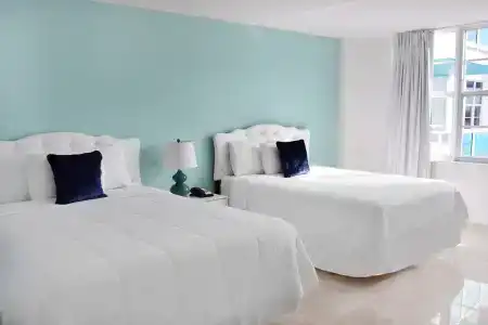 Seacoast Suites on Miami Beach - 41