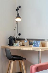 Campanile Montpellier Ouest - Croix D'argent - 52
