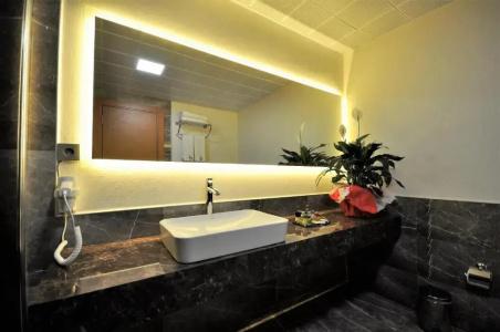 Double Comfort - 57