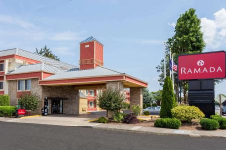 Ramada by Wyndham Portland - 0