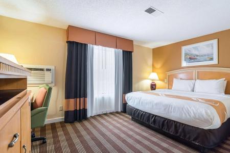 Quality Inn - 26