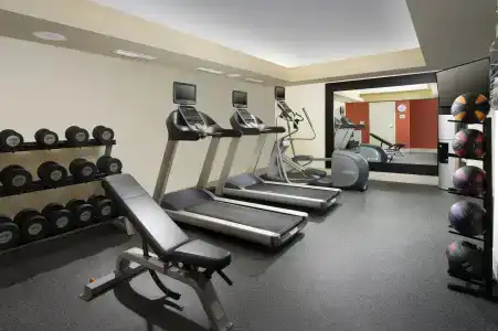 Hilton Garden Inn Miami South Beach - 14