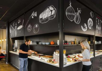 Ibis Praha Mala Strana - 11