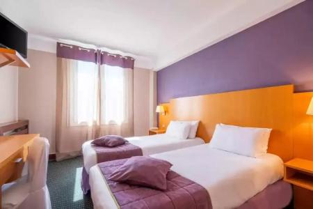 Quality Hôtel Christina Lourdes - 71