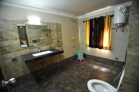 Vaishnavi - 76
