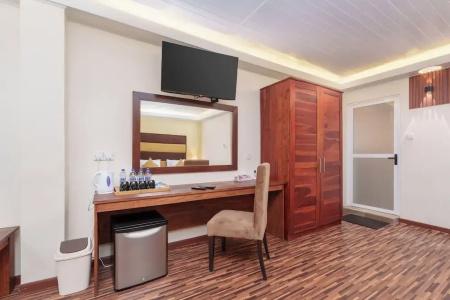 Beach Corridor & Spa - 75