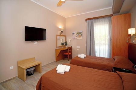 Kyparissia Beach - 93