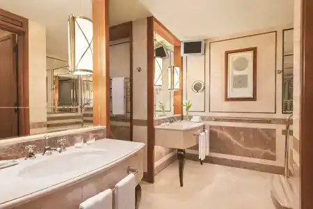 Shangri-La Xian - 12