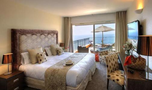 Hôtel La Pérouse Nice Baie des Anges - 64
