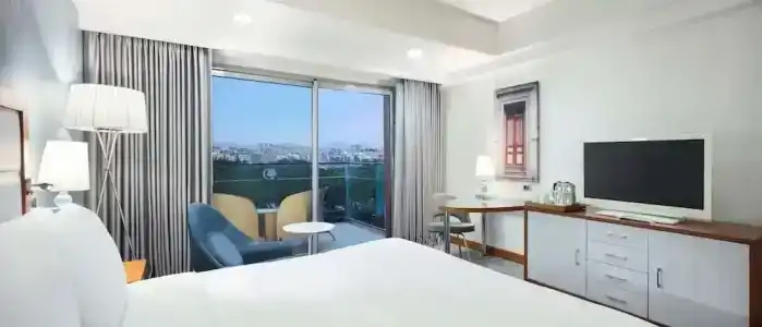 DoubleTree by Hilton Kusadasi - 41