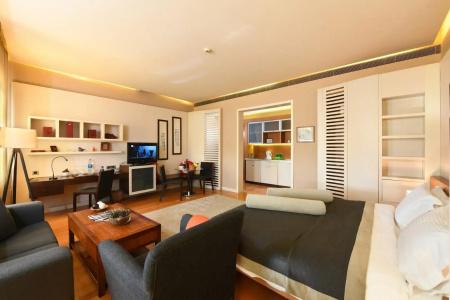 Ansen and Suites - 202