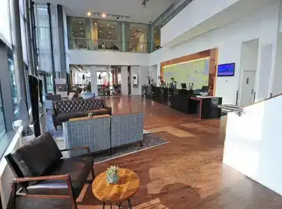 DoubleTree by Hilton Manchester Piccadilly - 1