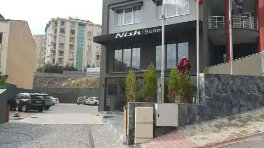 Nish Suites Atasehir - 0