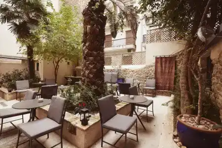 Bohemian Suites Athens - 41
