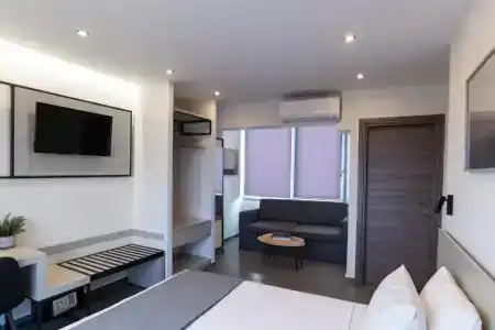 White Luxury - 38