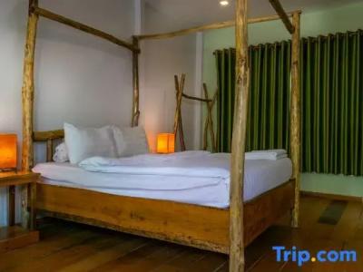 Samathi Lake Resort - 19