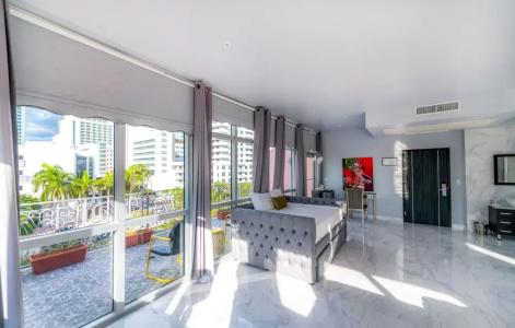 Secret Garden Miami Beach - 122