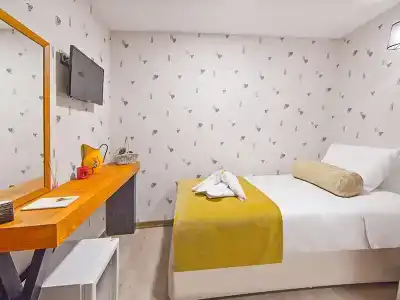 Kuzen Otel - 17
