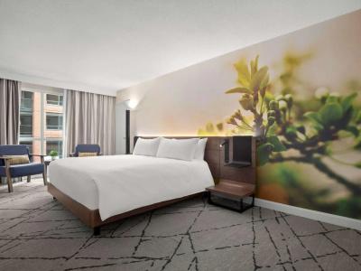 The Novotel Centre - 2