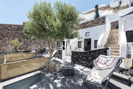 Pearl of Caldera Oia - Boutique by Pearl Collection - 108