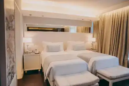 1828 Smart Boutique - 84