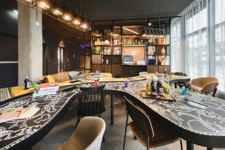 Moxy Dresden Neustadt - 35